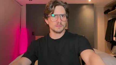 mcklister online show from February 2026 01:46:01 AM