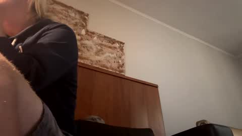 Snapshot of mds90x chatting on January 2025 07:04:02 AM mds90x online show from January 2025 07:04:02 AM