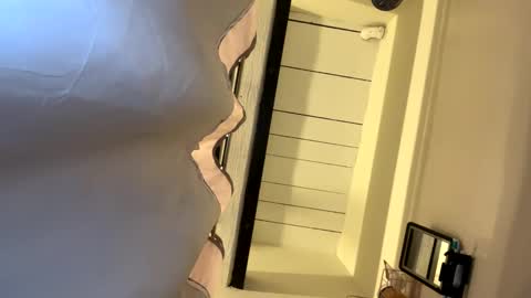 Dens cam online show from October 2025 08:48:01 PM