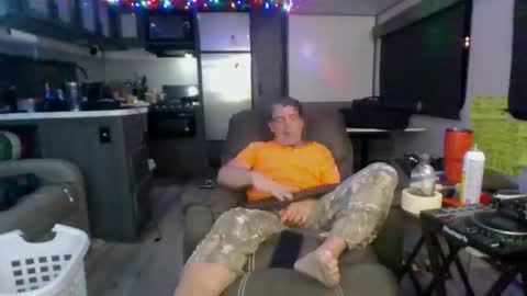 Snapshot of me_him_us_them chatting on December 2025 01:33:02 AM me_him_us_them online show from December 2025 01:33:02 AM