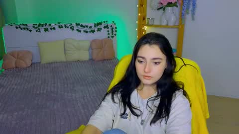 Dina online show from October 2025 09:24:01 PM