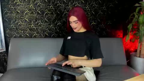 Snapshot of medusa_ts chatting on November 2025 11:23:02 AM Medusa Ts online show from November 2025 11:23:02 AM