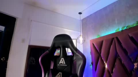    online show from January 2025 02:38:02 AM