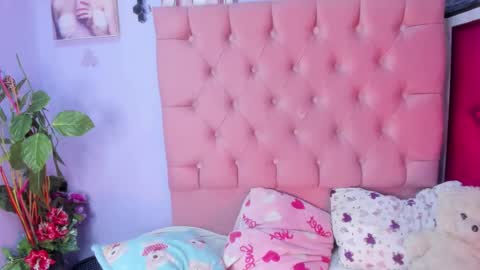 Snapshot of megan_jenner1 chatting on October 2025 04:31:02 AM megan_jenner1 online show from October 2025 04:31:02 AM