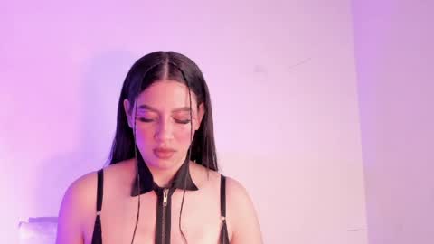 megan_jenner1 online show from May 2026 06:32:03 AM