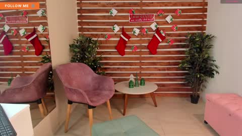 megan_raiin online show from December 2024 05:27:02 AM