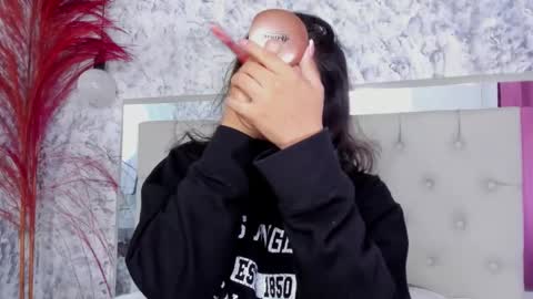 MEGAN  online show from December 2025 11:15:01 AM