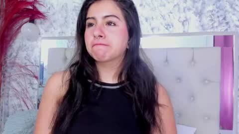 MEGAN  online show from December 2025 11:15:01 AM