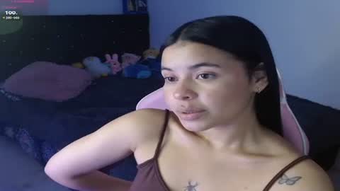 Carolina online show from November 2025 02:11:02 AM