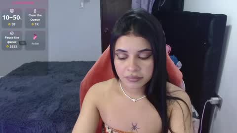 Snapshot of megan_ve chatting on May 2026 03:56:01 AM Carolina online show from May 2026 03:56:01 AM