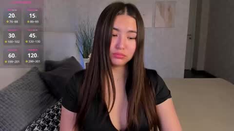 Megan online show from November 2025 09:31:01 AM