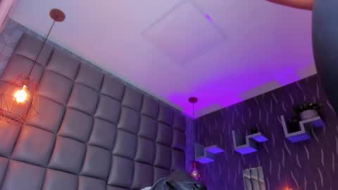 Snapshot of megan_woll chatting on November 2025 08:24:02 PM Megan online show from November 2025 08:24:02 PM