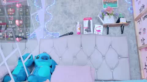 Snapshot of megan_xoxo1 chatting on October 2025 05:33:02 PM Megan online show from October 2025 05:33:02 PM