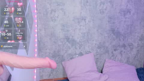 Snapshot of megan_xoxo1 chatting on October 2025 02:35:02 PM Megan online show from October 2025 02:35:02 PM