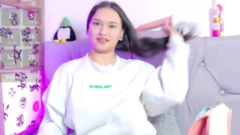 Snapshot of megan_xoxo1 chatting on November 2025 03:44:01 PM Megan online show from November 2025 03:44:01 PM