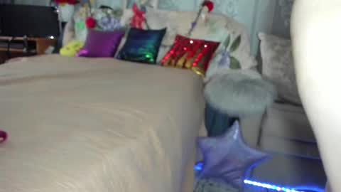 Nicki--------- Welcome to my Room online show from November 2025 07:58:01 AM