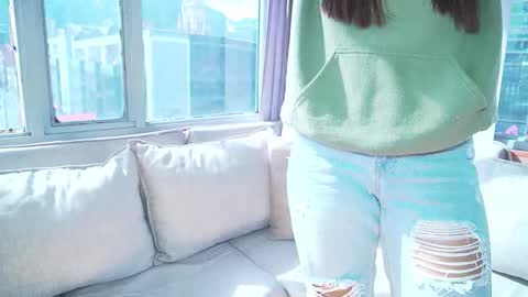 Mara online show from September 2025 01:32:01 PM