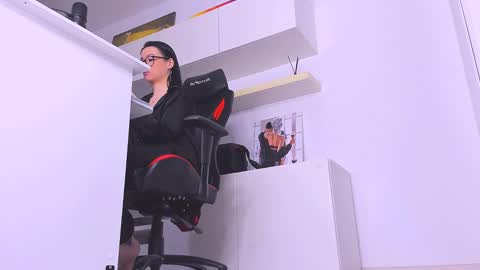 Snapshot of meganstones chatting on February 2025 07:24:02 PM Megan online show from February 2025 07:24:02 PM