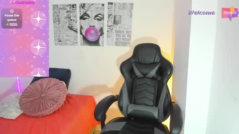 MEGAN  online show from February 2025 12:31:02 AM