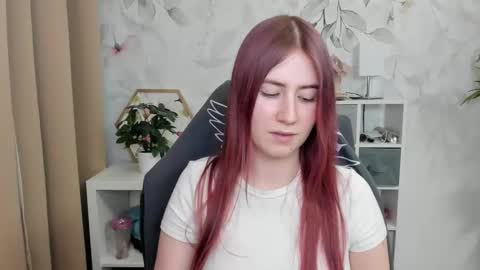 Snapshot of meganx_candy chatting on January 2025 08:06:02 PM Megan online show from January 2025 08:06:02 PM