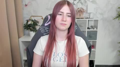 Snapshot of meganx_candy chatting on January 2025 05:45:02 PM Megan online show from January 2025 05:45:02 PM