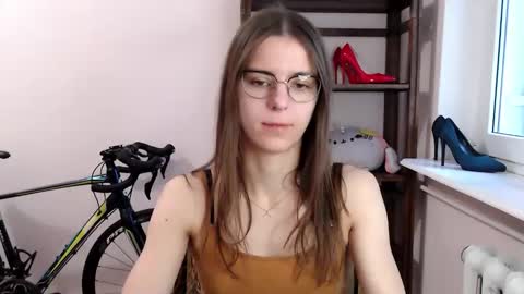 Megi online show from December 2025 07:26:01 AM