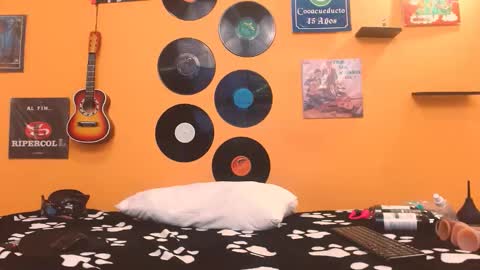 MEIS online show from October 2025 02:19:02 AM