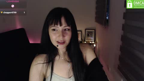 Snapshot of meko_hzu chatting on May 2026 12:17:02 AM WETWATERMELL online show from May 2026 12:17:02 AM