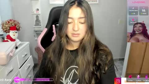 Snapshot of melaany_ chatting on January 2026 12:46:01 AM Melaany online show from January 2026 12:46:01 AM