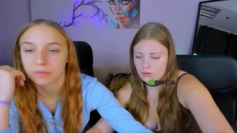 Snapshot of melani_bumm chatting on October 2025 05:49:02 AM melani_bumm online show from October 2025 05:49:02 AM