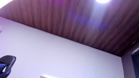 Snapshot of melani_xc chatting on February 2025 05:53:02 PM MELANI - online show from February 2025 05:53:02 PM