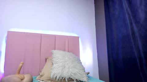 Snapshot of melani_xc chatting on February 2025 03:41:02 PM MELANI - online show from February 2025 03:41:02 PM