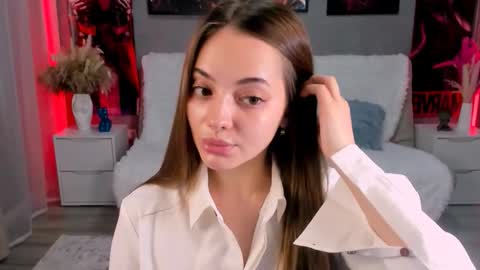 Snapshot of melaniealves chatting on October 2025 02:20:01 AM MelanieAlves online show from October 2025 02:20:01 AM