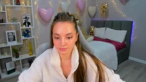 MelanieAlves online show from February 2026 07:10:01 PM