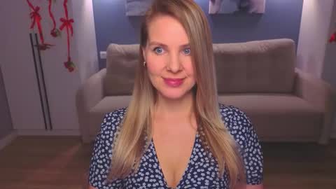 Melanie Bennett online show from February 2026 08:25:02 AM