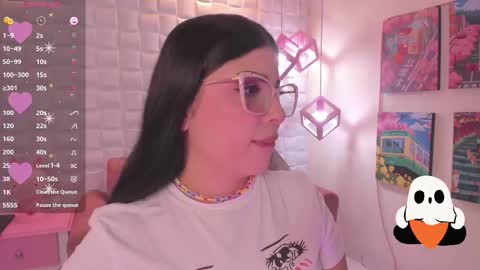 melaniegrayx online show from October 2025 02:42:02 PM