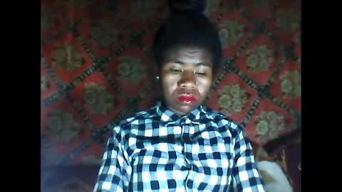 Snapshot of melanih chatting on October 2025 12:08:02 AM melanih online show from October 2025 12:08:02 AM