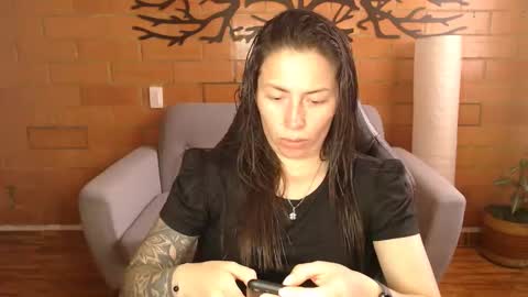 Melanny online show from November 2025 11:21:02 AM