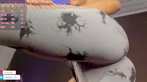 melany online show from November 2025 01:13:01 PM