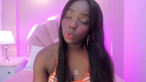 Melanie online show from September 2025 04:06:01 AM