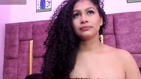 LAURA online show from September 2025 12:43:02 PM