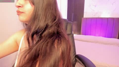 Snapshot of melany_heaven chatting on December 2024 05:47:01 AM melany_heaven online show from December 2024 05:47:01 AM