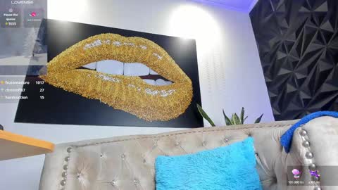 Snapshot of melanymendoza chatting on January 2025 03:11:01 PM Melany Mendoza online show from January 2025 03:11:01 PM