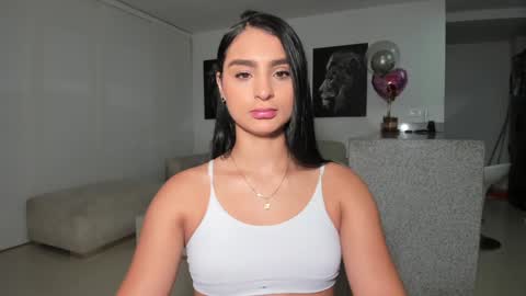 Snapshot of melanyrosse chatting on December 2024 10:45:01 PM Melany online show from December 2024 10:45:01 PM