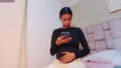 Snapshot of melanystone_ chatting on May 2026 01:07:01 PM Melany online show from May 2026 01:07:01 PM