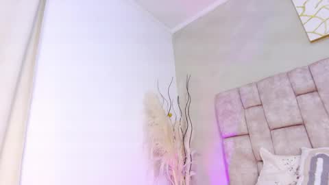 Snapshot of melanystone_ chatting on May 2026 01:30:01 PM Melany online show from May 2026 01:30:01 PM