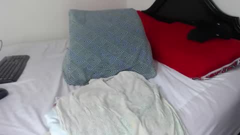 melihotxxx online show from February 2025 05:50:02 PM