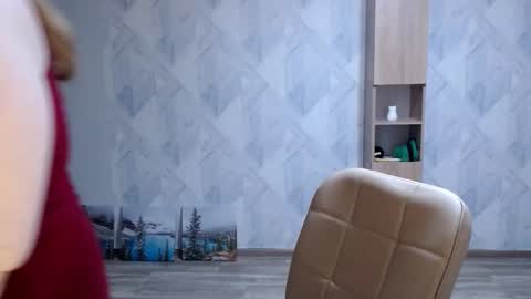 Snapshot of melina_beauty chatting on November 2025 08:30:01 PM Melina online show from November 2025 08:30:01 PM