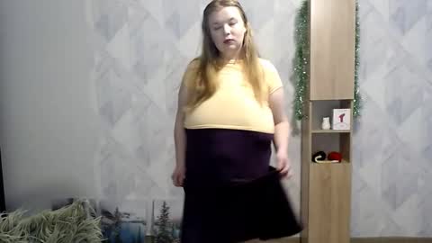 Snapshot of melina_beauty chatting on December 2025 05:38:02 AM Melina online show from December 2025 05:38:02 AM