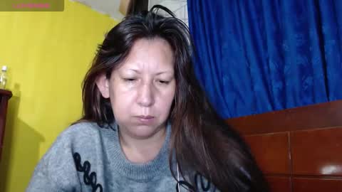 melisa037 online show from October 2025 02:01:02 AM
